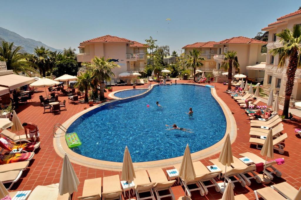 The Blue Lagoon Deluxe Hotel Ölüdeniz Esterno foto