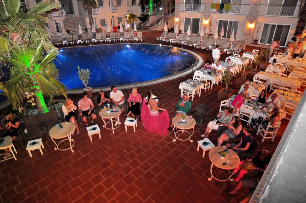 The Blue Lagoon Deluxe Hotel Ölüdeniz Esterno foto