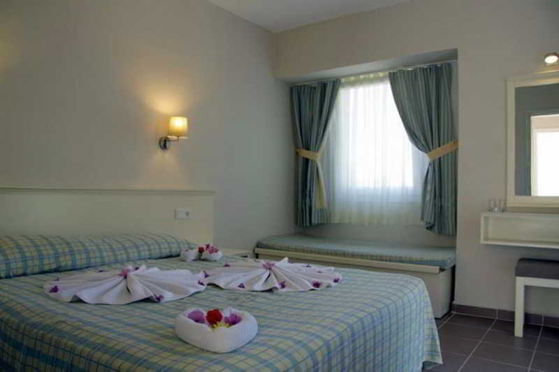 The Blue Lagoon Deluxe Hotel Ölüdeniz Esterno foto